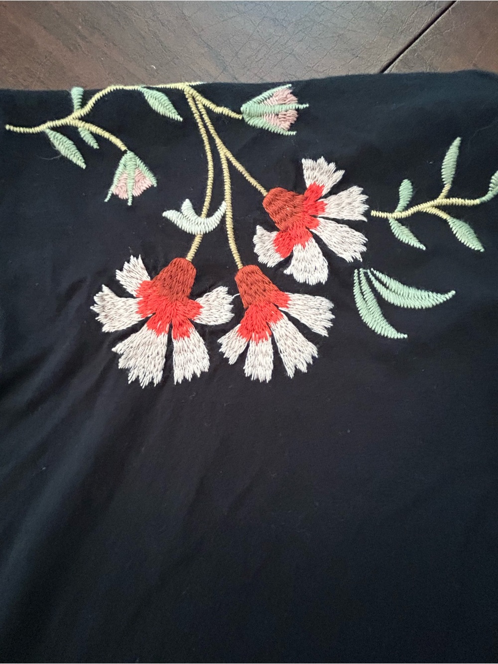 Johnny Was Clara Raw Detail Swing Floral & Bird Embroidered Black Tee NWT SZ M - Picture 13 of 14